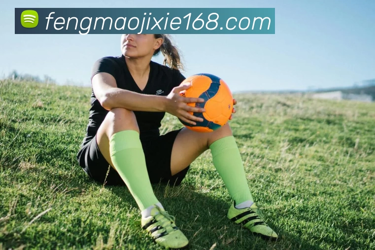 青岛足球与CBA赛事交集话题探讨